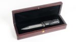 Knife with Internal Shooting Mechanism