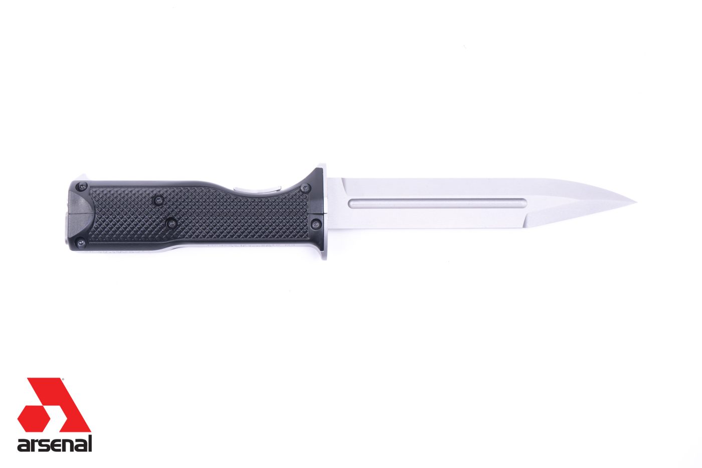 Knife with Internal Shooting Mechanism